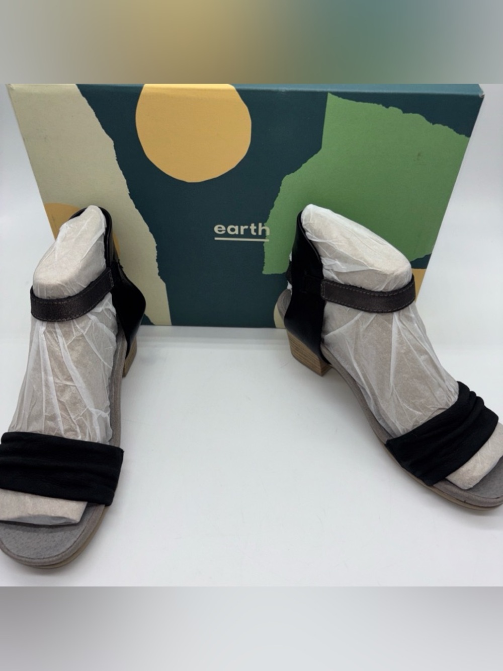 Earth Women's Ivy Symphony Sandals, Black EU35 US5